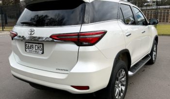 TOYOTA FORTUNER CRUSADE 2.8L 6SPD AUTO 7 SEAT WAGON full