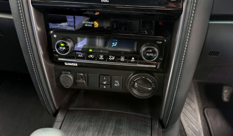 TOYOTA FORTUNER CRUSADE 2.8L 6SPD AUTO 7 SEAT WAGON full