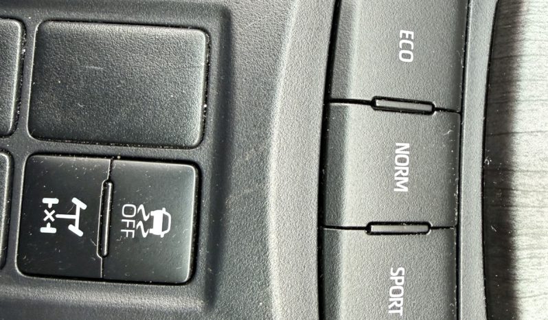 TOYOTA FORTUNER CRUSADE 2.8L 6SPD AUTO 7 SEAT WAGON full