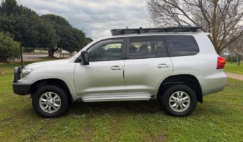 200 SERIES LANDCRUISER GXL full