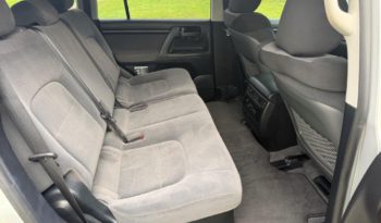 200 SERIES LANDCRUISER GXL full