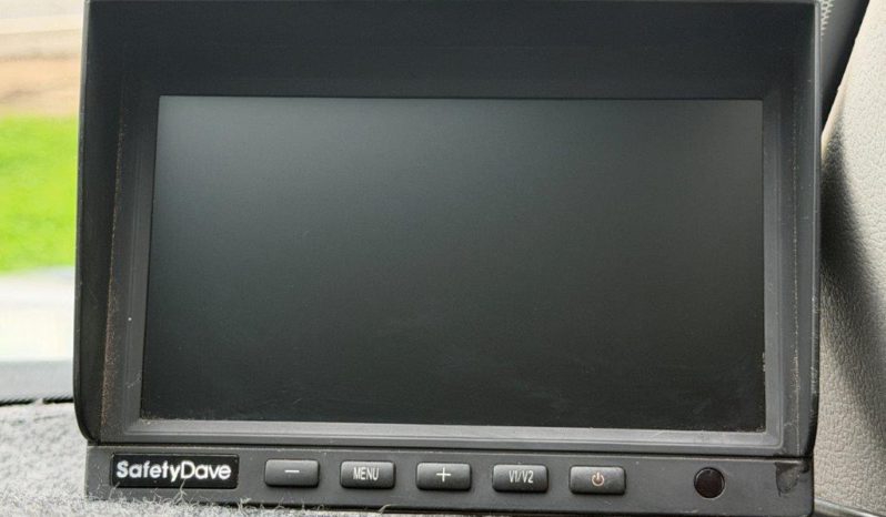 200 SERIES LANDCRUISER GXL full