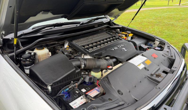 200 SERIES LANDCRUISER GXL full