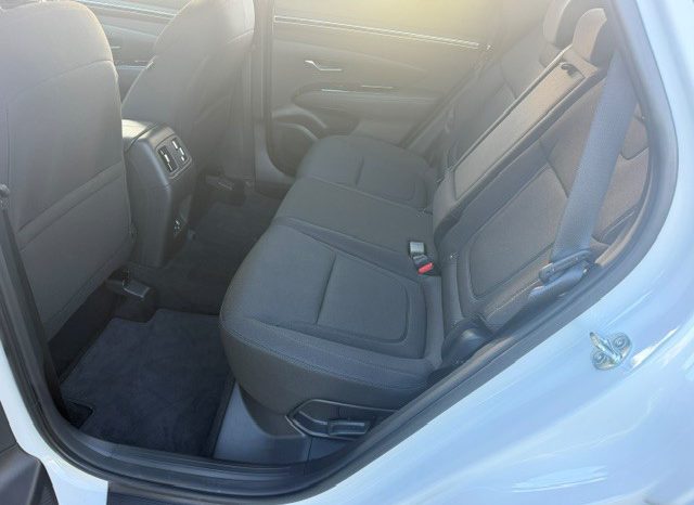 HYUNDAI TUCSON 2.0L PETROL AUTO 5DR WAGON full
