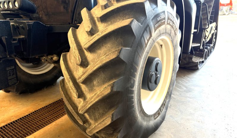 NEW HOLLAND T8.435 SMARTTRAX MFWD TRACTOR full