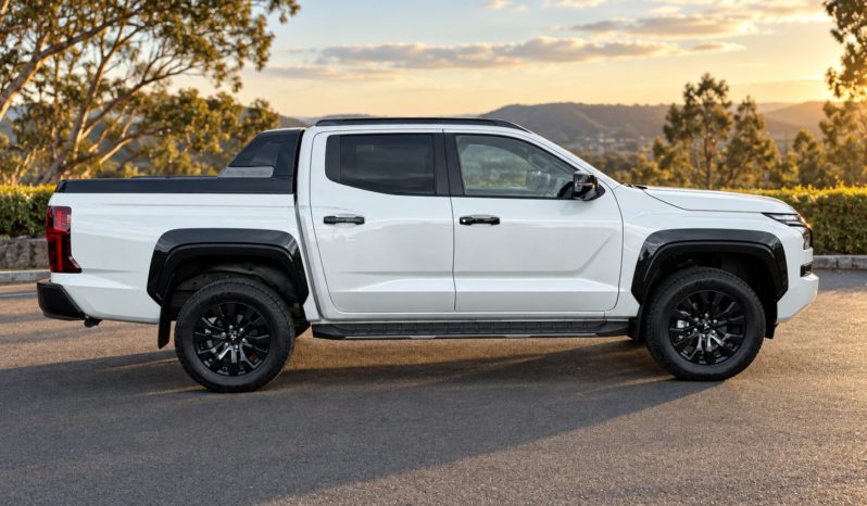 MV Triton GSR 2.4L D 6AT 4X4 DC PU full